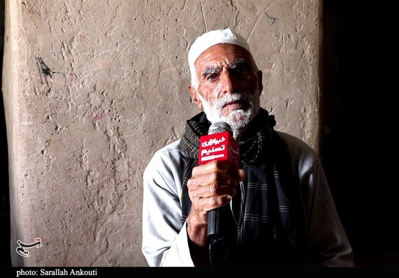 گزارش ویدئویی تسنیم| پیرمرد سیل‌زده 75 ساله کرمانی: اگر حاج قاسم بود با همان باران اول می‌آمد