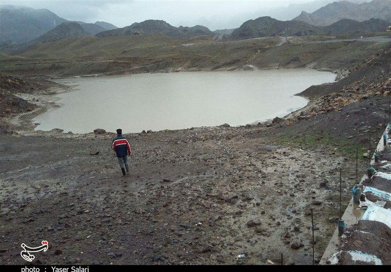 سیلاب آب شرب 5 روستای داورزن را قطع کرد