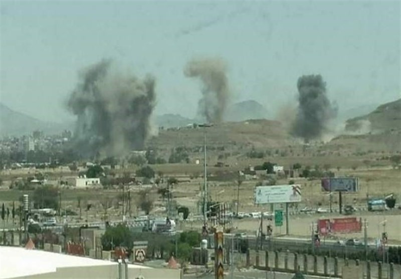 تداوم حملات ائتلاف سعودی به یمن/ دروغ بودن آتش‌بس یکجانبه