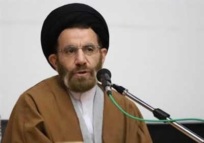 نماینده ولی فقیه در لرستان: ظرفیت جوانان نخبه و متعهد برای حل مسائل اقتصادی به کار گرفته شود