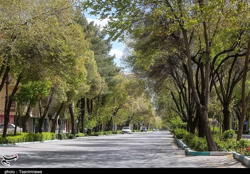 اصفهان| مردم امروز «سیزده به خانه» بودند تا کرونا «به در» شود + فیلم