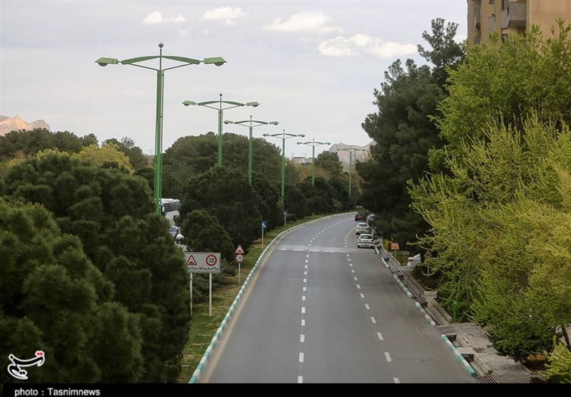 سکوت آرام‌بخش سیزده‌بدر در اصفهان؛ مشارکت مثال زدنی مردم در کنترل کرونا به روایت تصاویر