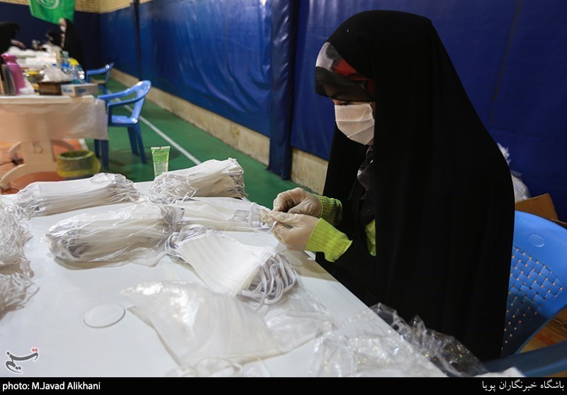 بیش از 240 هزار ماسک از سوی قرارگاه مردمی حضرت یحیی (ع) در سمنان تهیه و توزیع شد