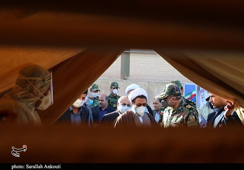 بازدید امام جمعه و استاندار کرمان از اقدامات ضدکرونایی ارتش به روایت تصویر