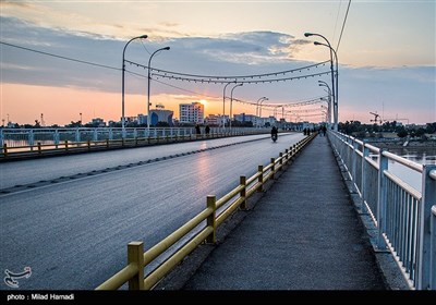 تردد کمتر ماشین ها در خیابان و آدمها در طبیعت و روزهای قرنطینه روزهای غبار و دود و ریزگرد را دور کرده است