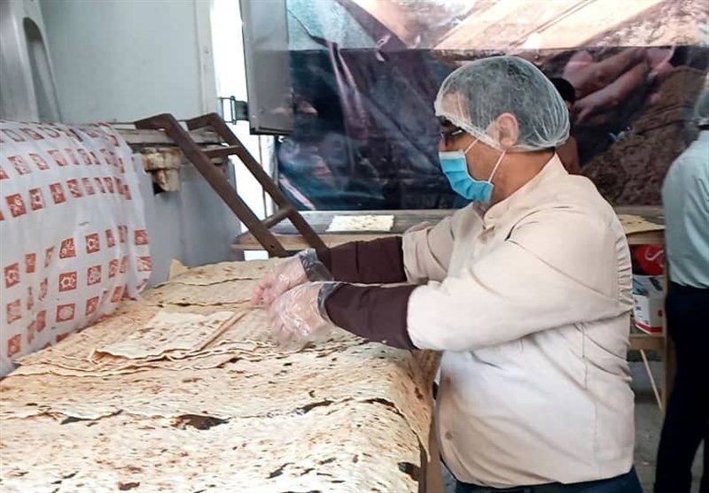 ارومیه|نظارت دقیق بر رعایت بهداشت در نانوایی‌ها برای پیشگیری از انتقال کرونا انجام می‌شود