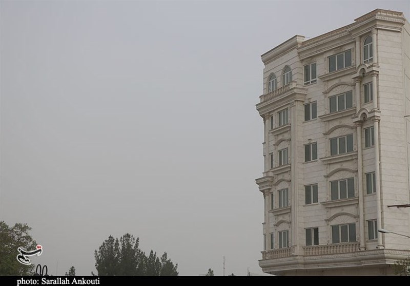 آلودگی و گرد و غبار ناشی از سکون هوا مهمان 5 روزه اصفهان؛ اقشار آسیب پذیر تردد نداشته باشند