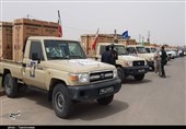 توزیع لوازم خانگی اهدائی سپاه در بین مردم سیل‌زده جنوب کرمان + فیلم