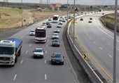 تردد خودرو در جاده های ایلام 10درصد افزایش یافت