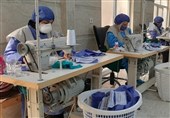کرمانشاه| همراهی خادمیاران آستان قدس برای مقابله با کرونا ویروس/ از تولید ماسک بهداشتی تا کمک به مدافعان سلامت