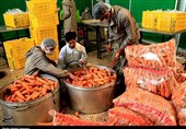 تقاضای30 برابری عامل کمبود هویج در بازار اهواز است/ تکذیب فروش هویج با کارت ملی