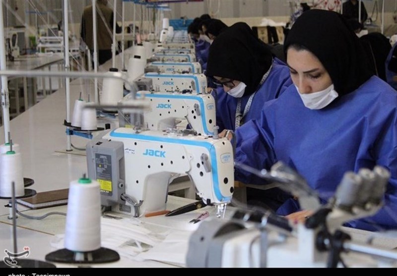 تولید روزانه 1750 ماسک در قشم به همت گروه‌های جهادی
