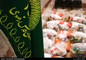 خدمت جهادی خادمیاران رضوی در استان اصفهان؛ 100 هزار دست لباس بیمارستانی تولید شد