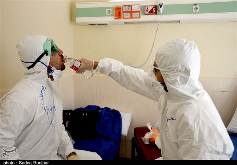 بیمارستان کرونایی‌های تبریز 2 ماه پس از آغاز شیوع کرونا؛ مجاهدت و ایثار کادر درمانی توقف ناپذیر است + تصاویر