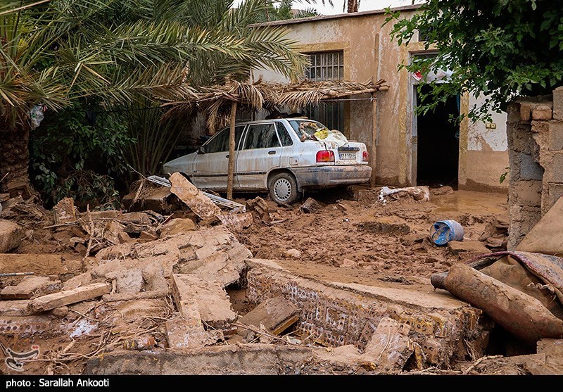 کرمان| وضعیت مناطق سیل‌زده اندوهجرد همچنان در مرحله اضطرار/ امدادرسانی‌ها ادامه دارد