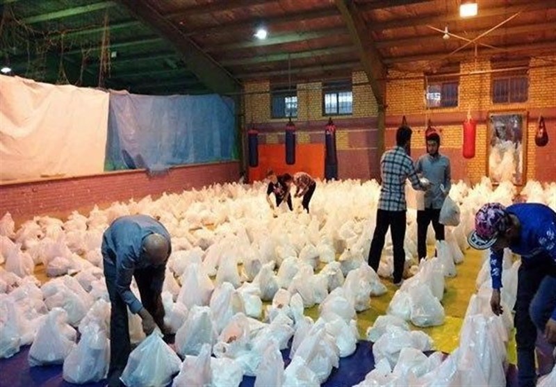 هیئات مذهبی رباط‌کریم با 5000 بسته معیشتی به رزمایش کمک مؤمنانه پیوستند
