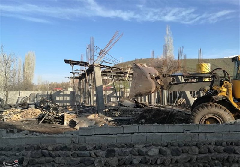 تهران| ساخت‌‌وسازهای غیرمجاز در اراضی کشاورزی جوادآباد تخریب و آزادسازی شد