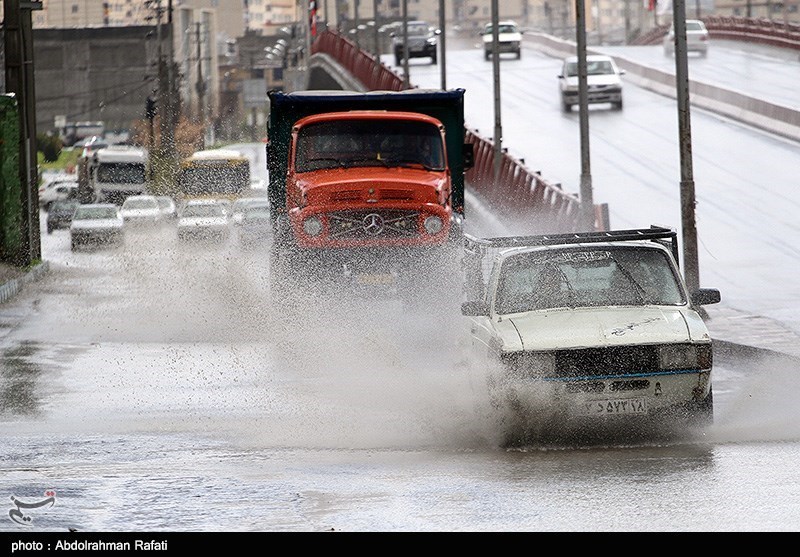 هوای استان لرستان بارانی می‌شود؛ احتمال آبگرفتگی معابر