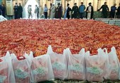 بسته‌های معیشتی و سبدهای غذایی میان نیازمندان بوشهری توزیع شد