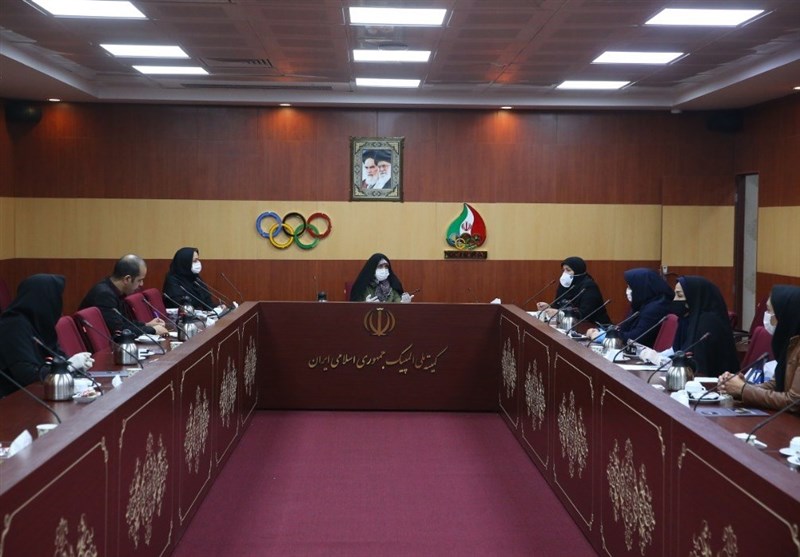 برگزاری نخستین نشست کمیسیون زنان و ورزش با رعایت پروتکل بهداشتی در سال 99