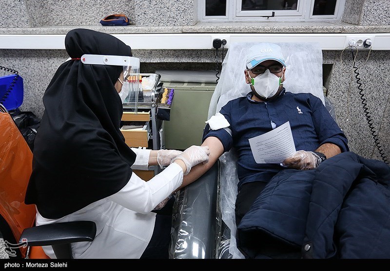 از گوشه و کنار یزد | مردم از فرصت ماه رمضان جهت اهدای خون استفاده کنند؛ روزه داری منافاتی با اهدای خون ندارد