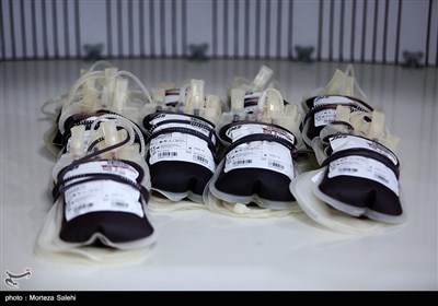 اهدای خون در اولین روز ماه مبارک رمضان - اصفهان