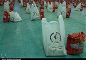 گزارش تصویری بسته‌بندی و توزیع بسته های معیشتی در قزوین