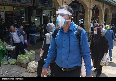 رعایت فاصله گذاری اجتماعی و نکات بهداشتی شهروندان تهرانی برای مقابله با کرونا