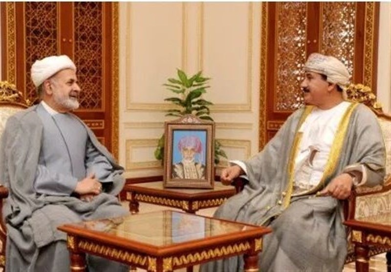 سفیر ایران و وزیر دیوان سلطان عمان تحولات منطقه را بررسی کردند