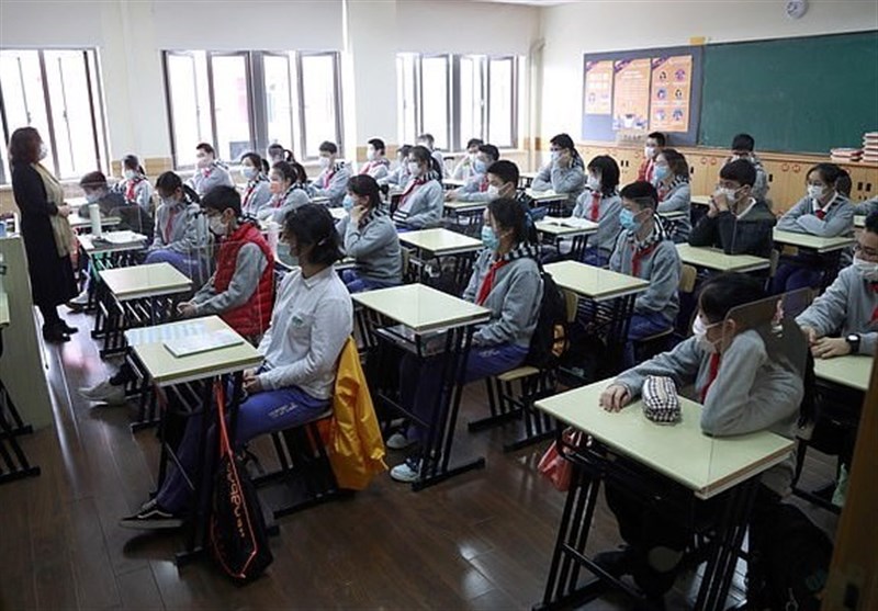 Children in China Go Back to School after Three Months at Home (+Video)