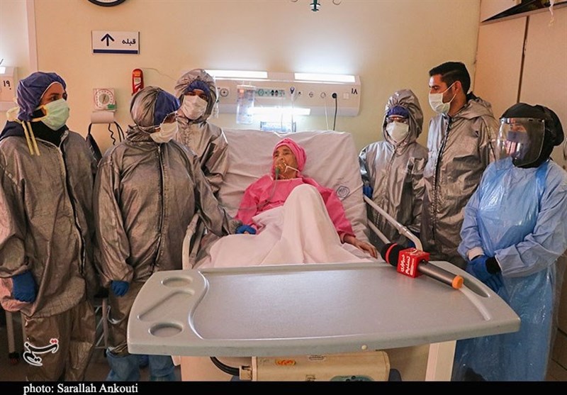 اختصاصی تسنیم|خبری خوش از تلاش مدافعان سلامت در دیار حاج قاسم / بیمار 106 ساله کرمانی کرونا را شکست داد + فیلم