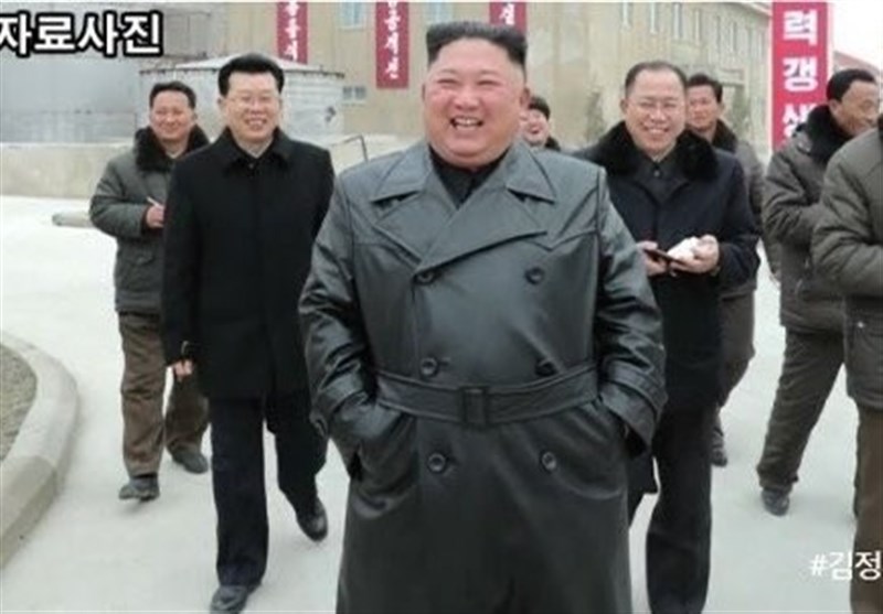 اولین ظهور علنی رهبر کره شمالی پس از سه هفته+عکس