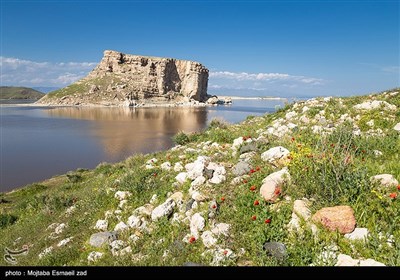 روزهای بهاری دریاچه ارومیه