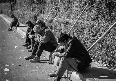 قصه «پرغصه» کارگران فصلی استان تهران ـ 5| روایتی از بیکاری و شرمندگی کارگران سر گذر در کنار پایتخت / کارگرانی که هر روز ناامید به خانه برمیگردند + فیلم