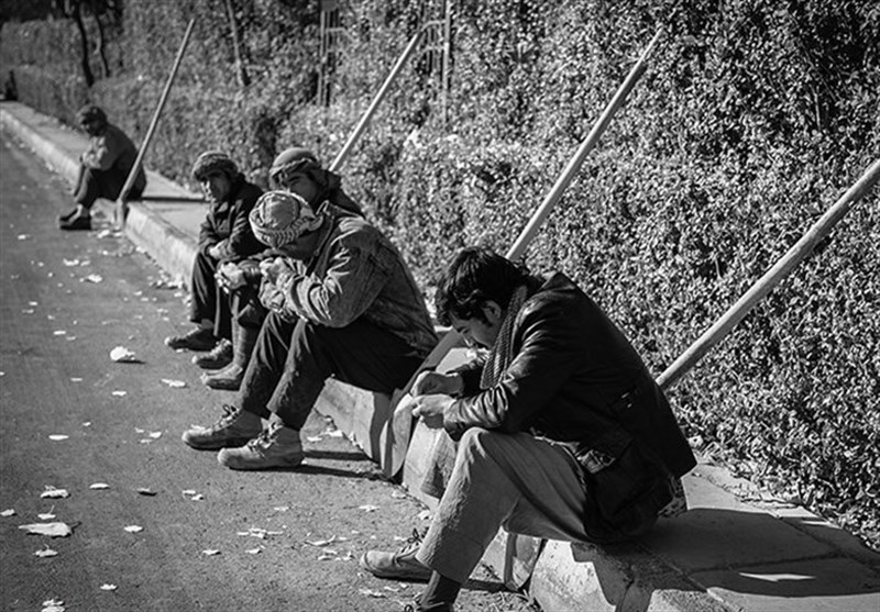 گزارش ویدئویی تسنیم| روزگار ناخوش و سخت کارگران روزمزد قزوینی / کارگرانی که هر روز با شرمندگی به خانه باز‌می‌گردند