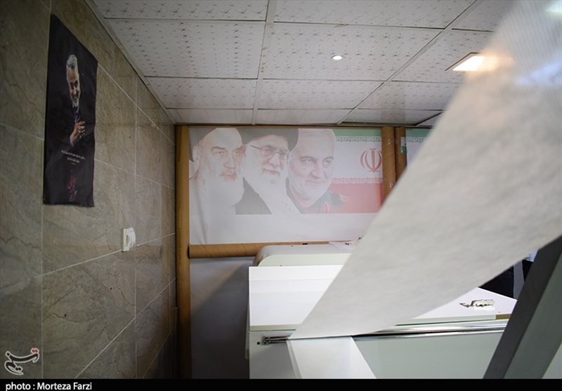کارگاه تولید اتوماتیک ماسک و مواد ضدعفونی قرارگاه جهادی سردار سلیمانی تبریز به روایت تصویر