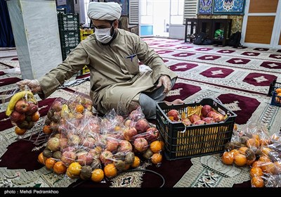 تهیه آب میوه برای مدافعان سلامت - اهواز