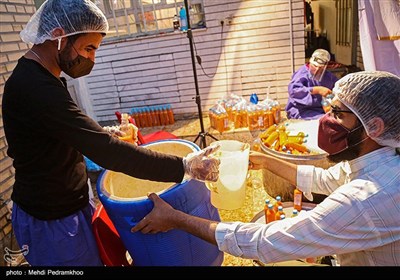 تهیه آب میوه برای مدافعان سلامت - اهواز