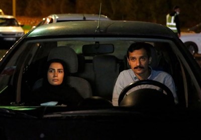 سیاه نمایی آسوشیتد پرس درباره ایران به بهانه پخش «خروج» در سینما ماشین 