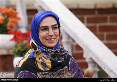 سوگل طهماسبی بازیگر مهمان برنامه جشن رمضان