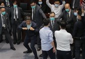 Chaos in Hong Kong Parliament as Politicians Clash Over Controlling House Committee (+Video)