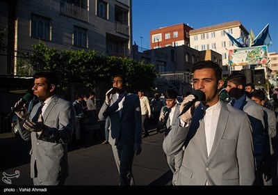 اجرای سرود خیابانی در شب ولادت امام حسن مجتبی (ع)