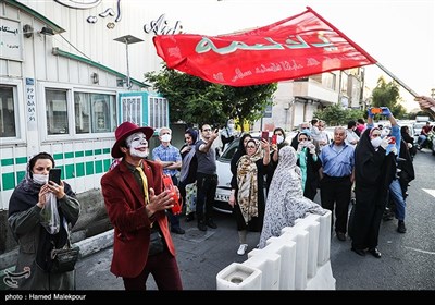 تماشای سرود خیابانی در شب میلاد امام حسن مجتبی(ع) - محدوده خیابان قصرالدشت تهران