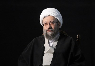 آملی‌ لاریجانی‌: حرکت‌های کور تروریستی نمی‌تواند در وحدت مسلمانان خللی ایجاد کند 