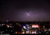 یک فوتی و 8 مصدوم در پی وقوع طوفان و صاعقه در تهران