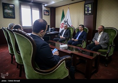 حضور مدیر عامل ذوب آهن اصفهان در خبرگزاری تسنیم