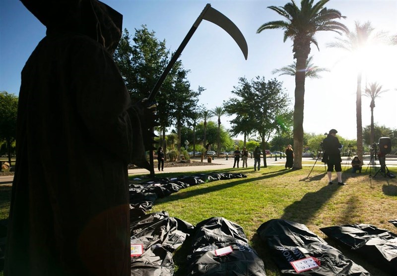 Protesters Use Body Bags to Ask Arizona Governor to Reconsider Lifting Stay-at-Home Order