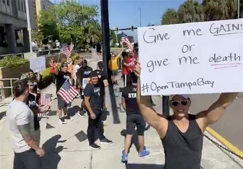 Protesters Do Push-Ups to Demand Reopening of Gyms in Florida (+Video)