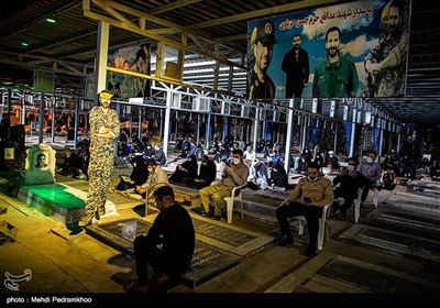 مراسم احیای شب بیست و یکم ماه رمضان در گلزار شهدای اهواز