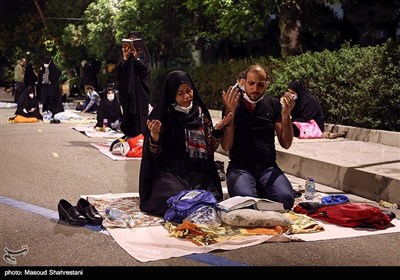 مراسم احیای شب بیست و یکم ماه رمضان در دانشگاه تهران